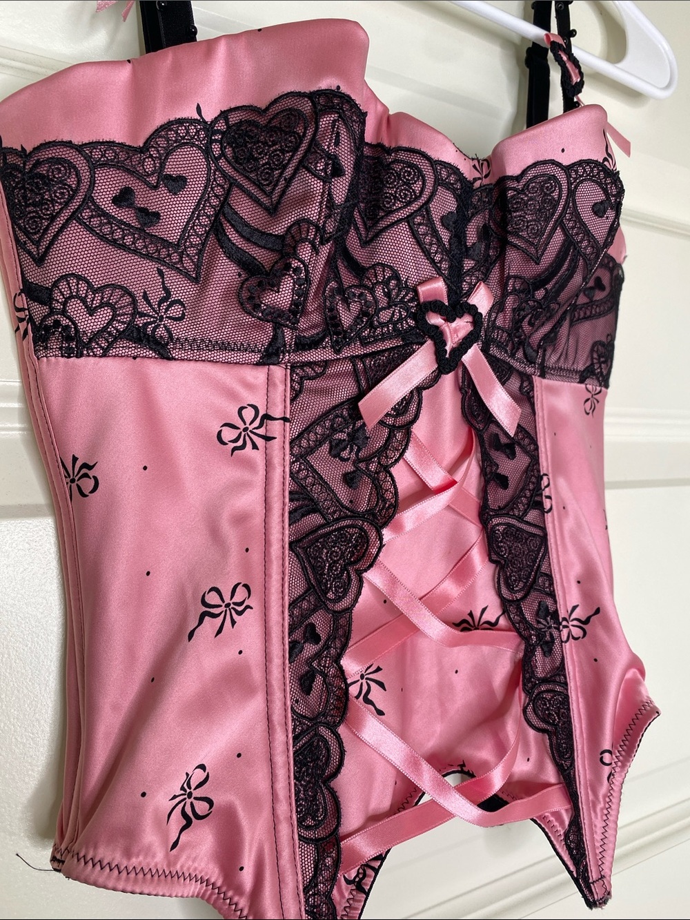 INSANE Y2K VS Pink Satin Lace-Up Corset Bustier with Black Lace Accents - Picture 3 of 9